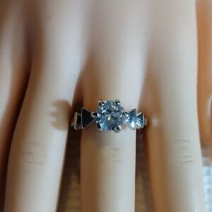 Size 7,Elegant Silver Stainless Steel Ring with Clear Gemstone
